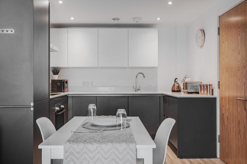 City Living Penthouse Apartment With Parking Manchester Ngoại thất bức ảnh